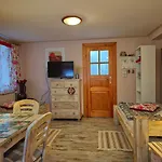 Cztery Pory Roku - Ubytování v soukromí Jezow Sudecki