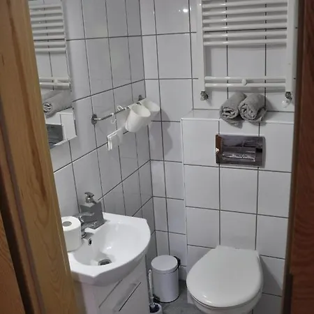 Pansiyon Cztery Pory Roku Jezow Sudecki