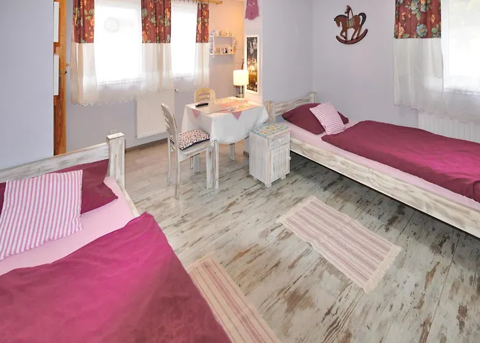 Cztery Pory Roku - Alloggio in famiglia *